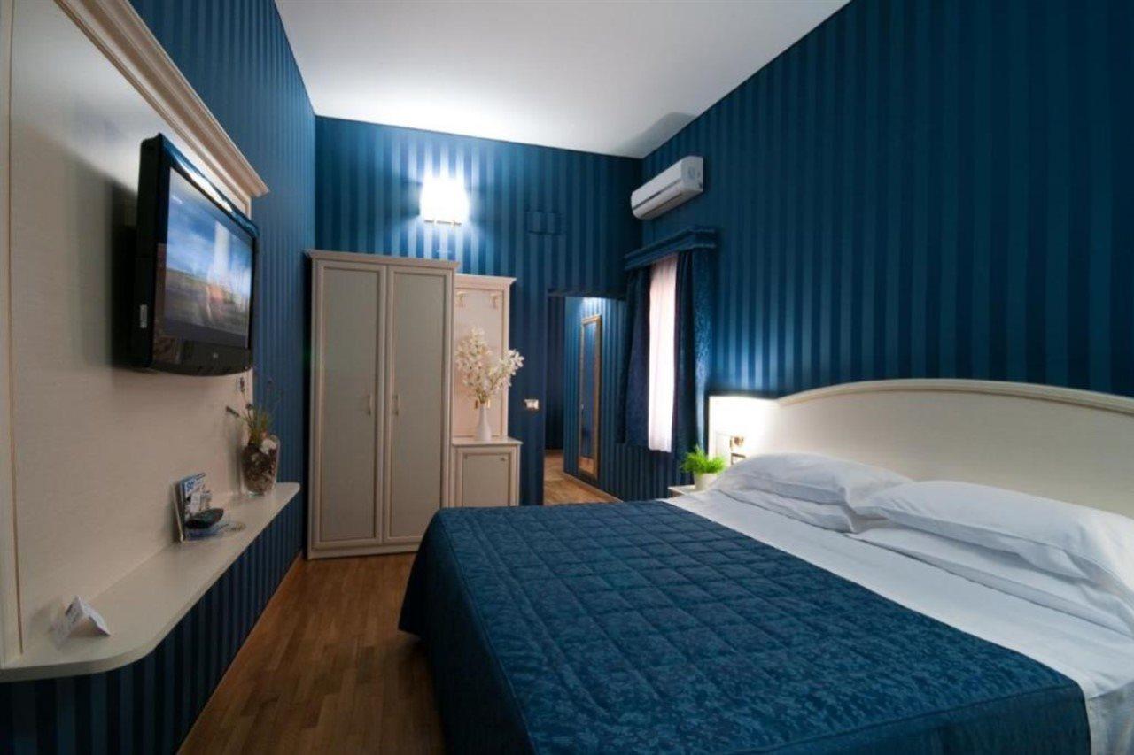 רומא Trevi 41 Hotel מראה חיצוני תמונה