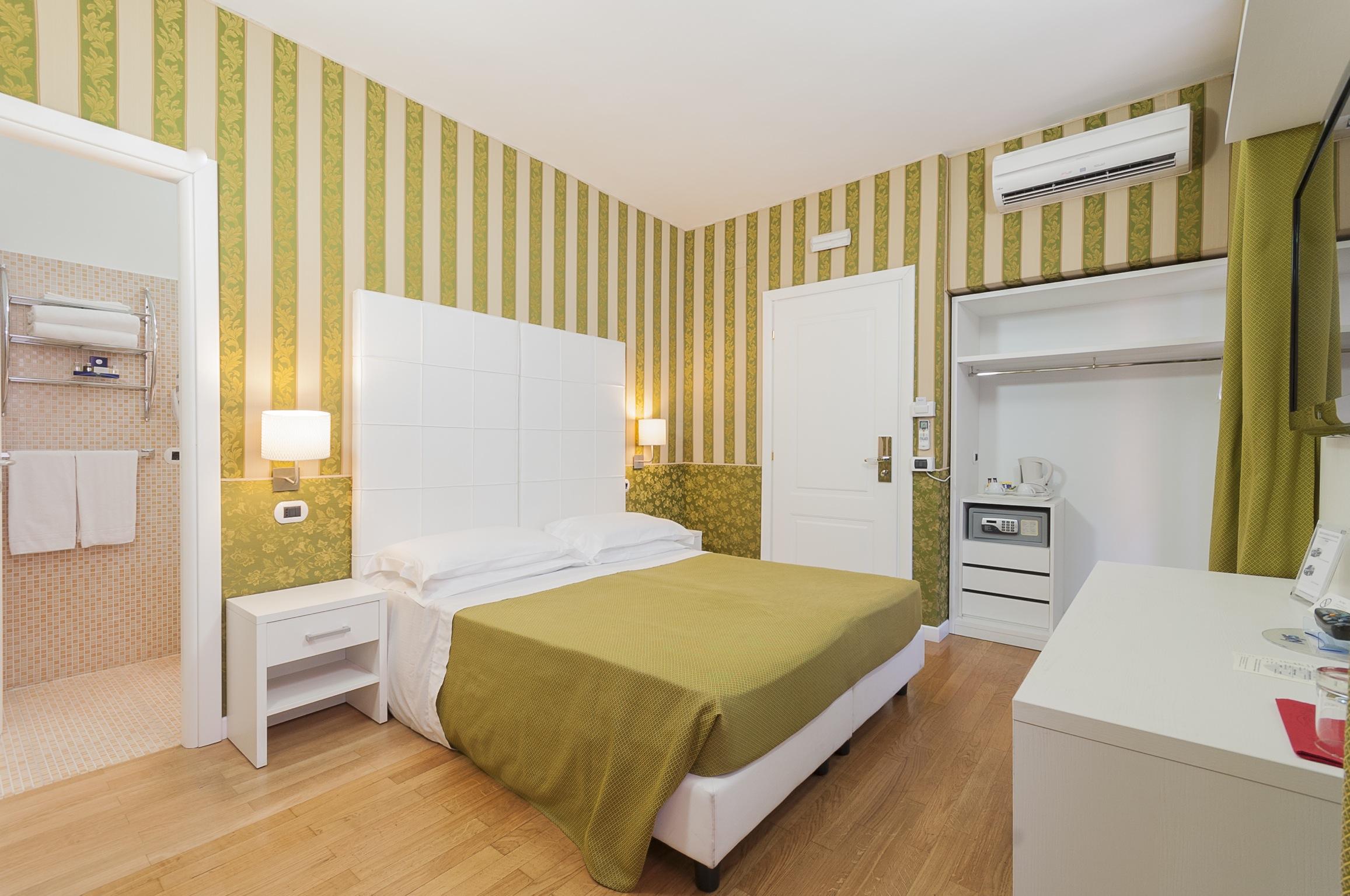 רומא Trevi 41 Hotel מראה חיצוני תמונה