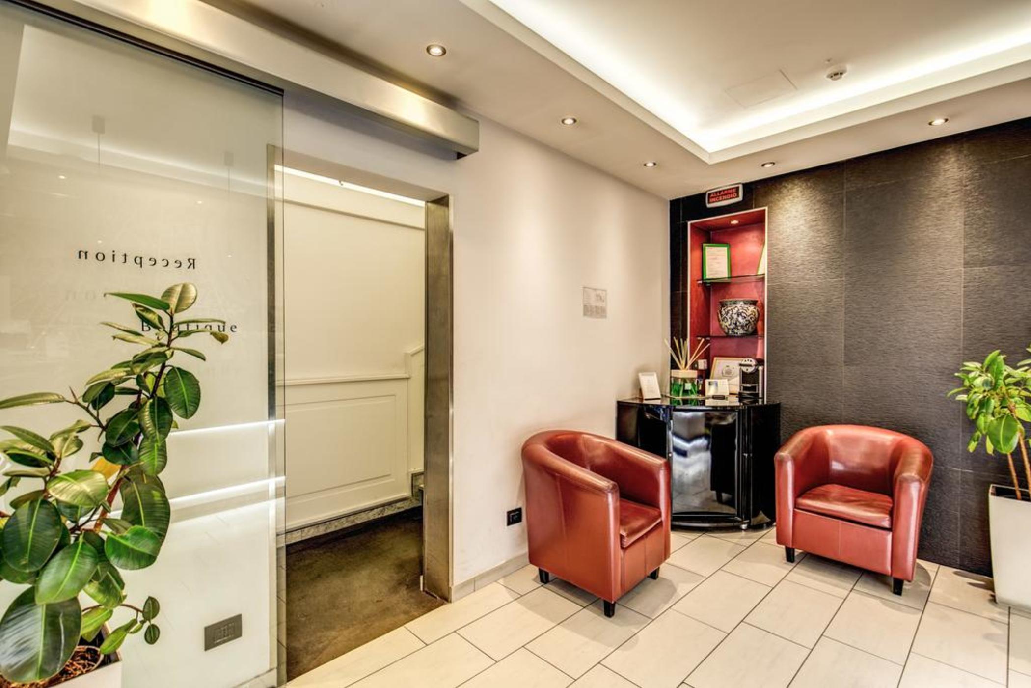 רומא Trevi 41 Hotel מראה חיצוני תמונה