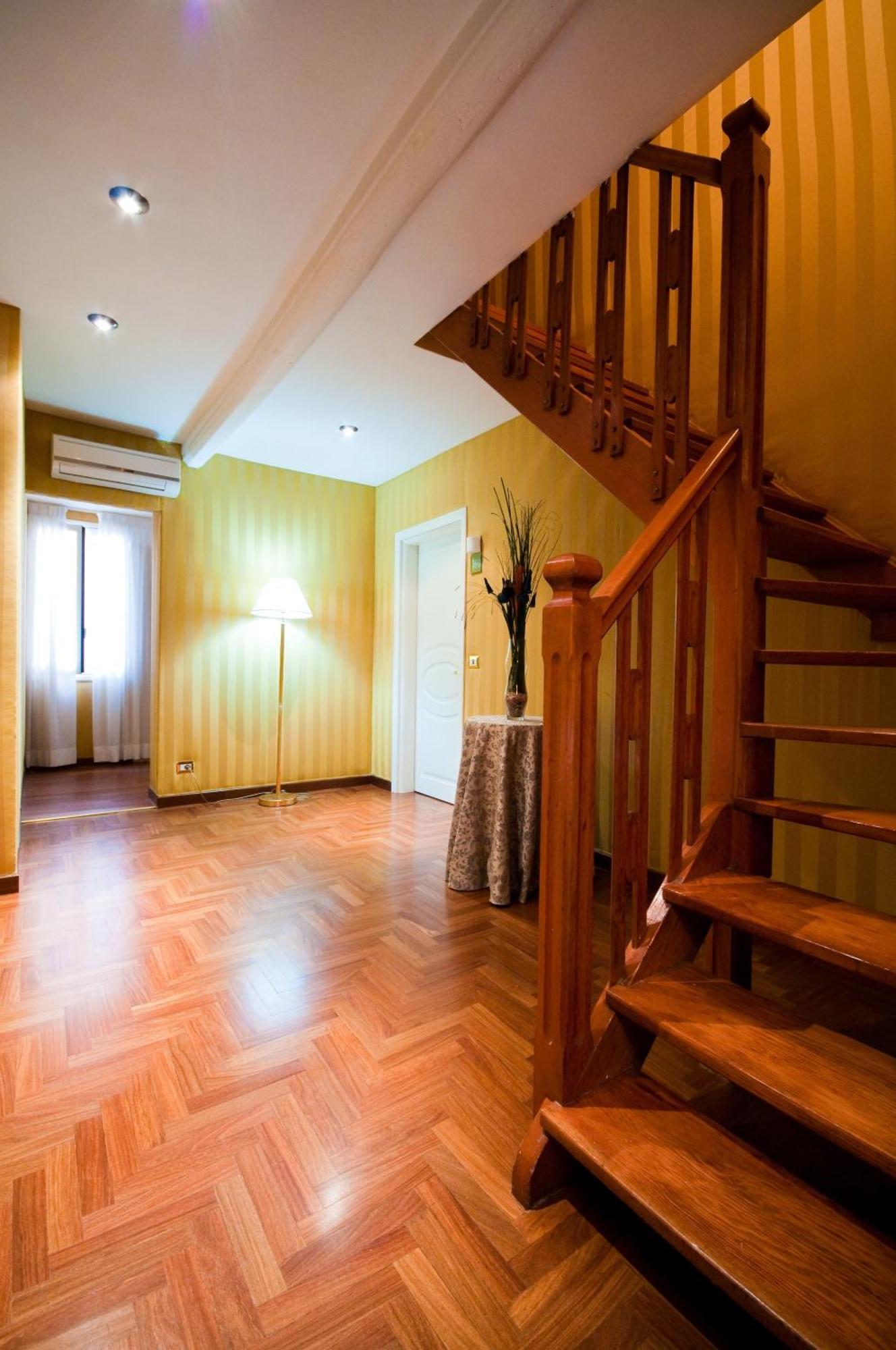 רומא Trevi 41 Hotel מראה חיצוני תמונה