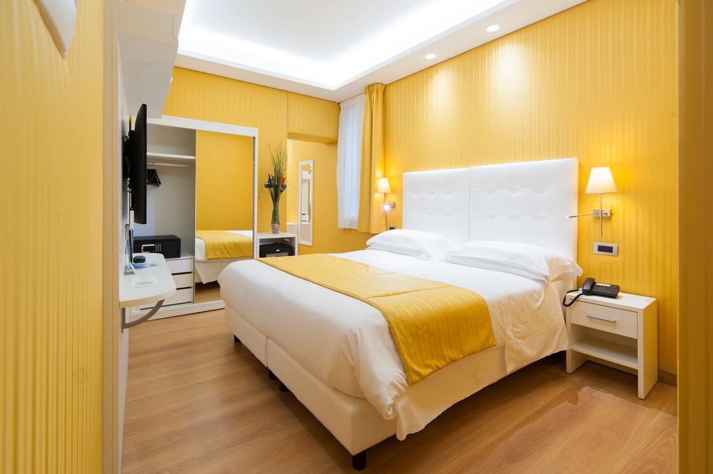 רומא Trevi 41 Hotel מראה חיצוני תמונה