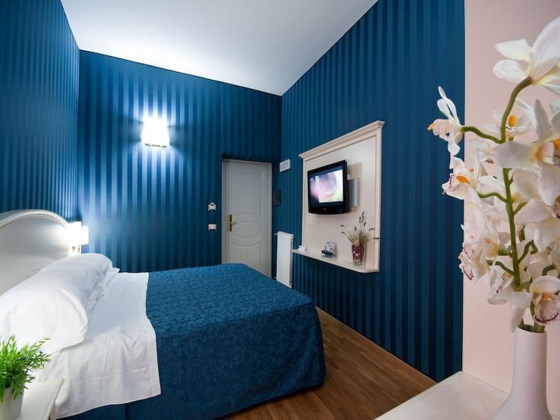 רומא Trevi 41 Hotel מראה חיצוני תמונה