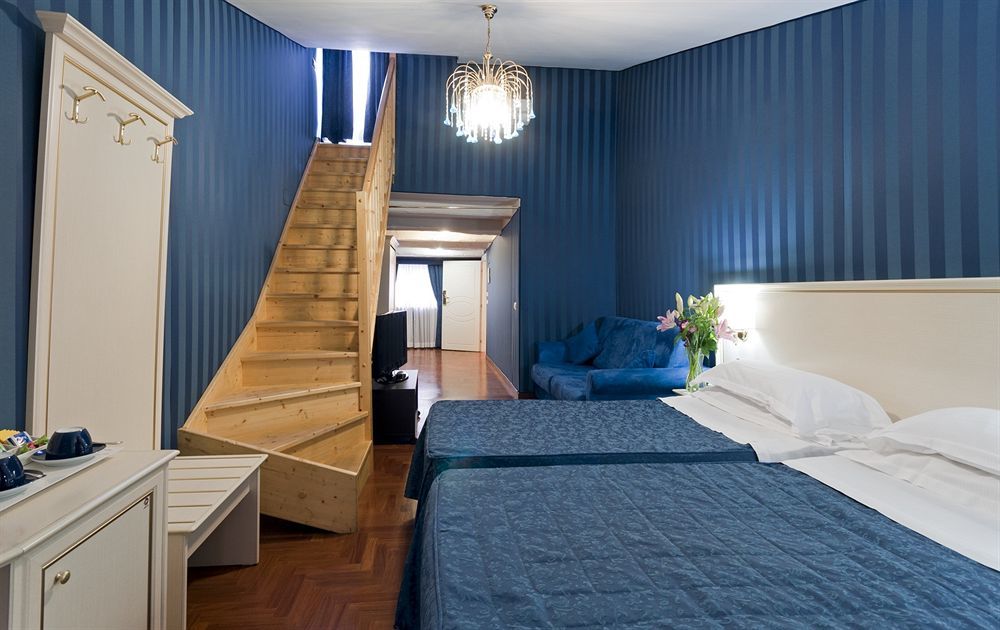 רומא Trevi 41 Hotel מראה חיצוני תמונה