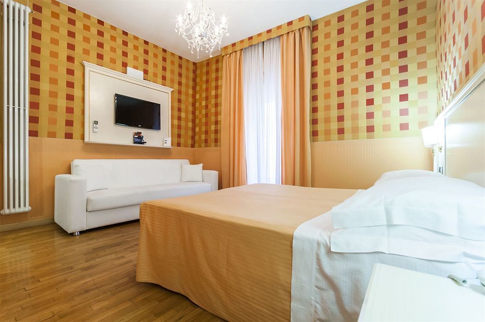 רומא Trevi 41 Hotel מראה חיצוני תמונה