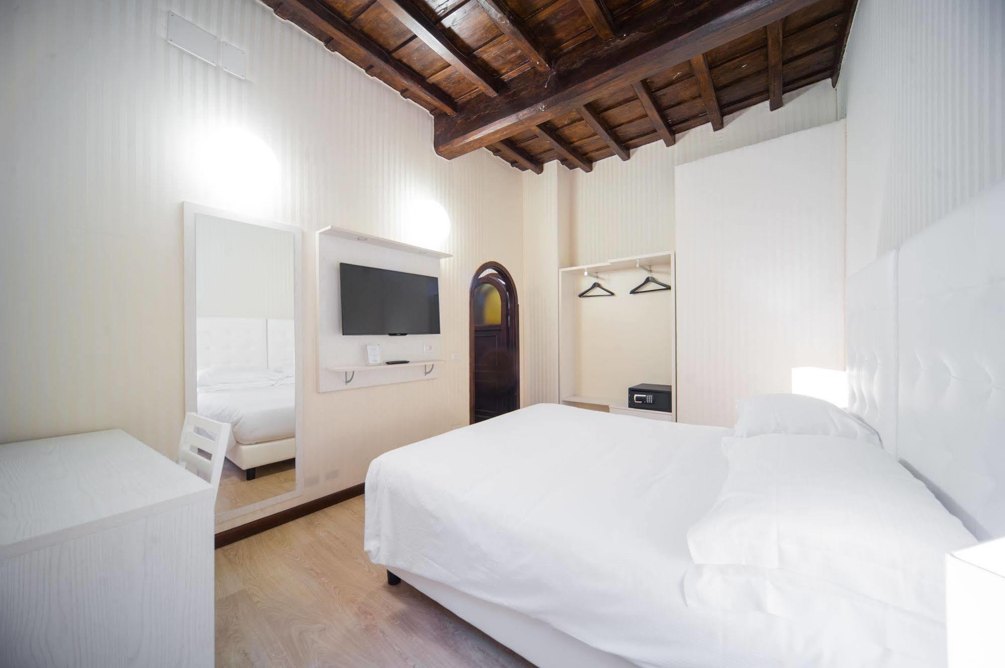 רומא Trevi 41 Hotel מראה חיצוני תמונה