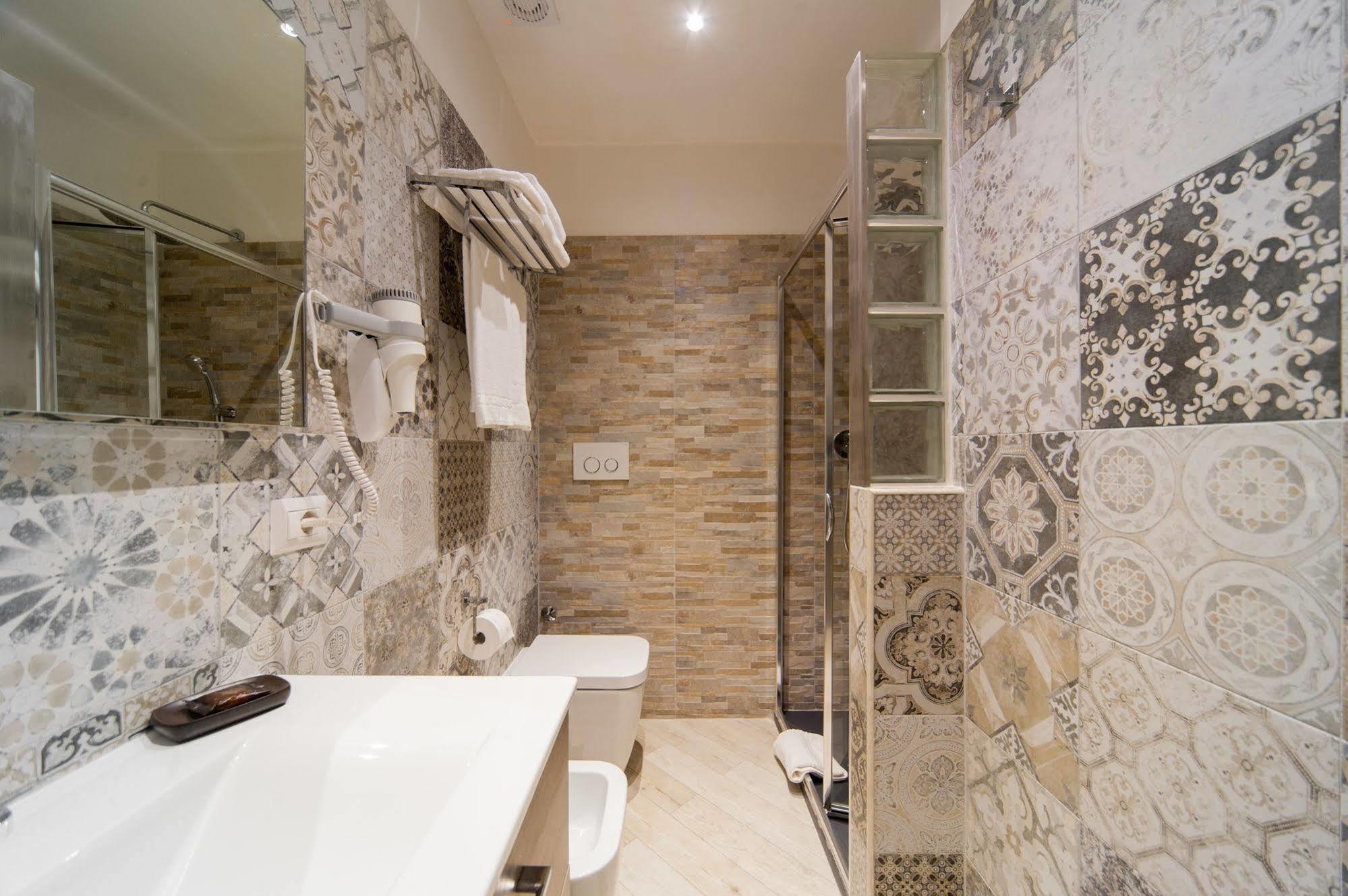 רומא Trevi 41 Hotel מראה חיצוני תמונה