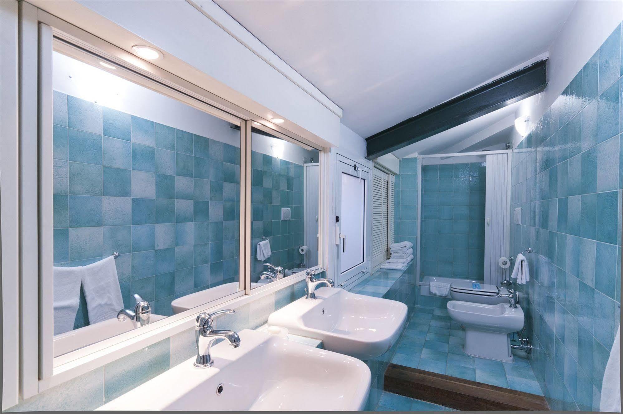 רומא Trevi 41 Hotel מראה חיצוני תמונה