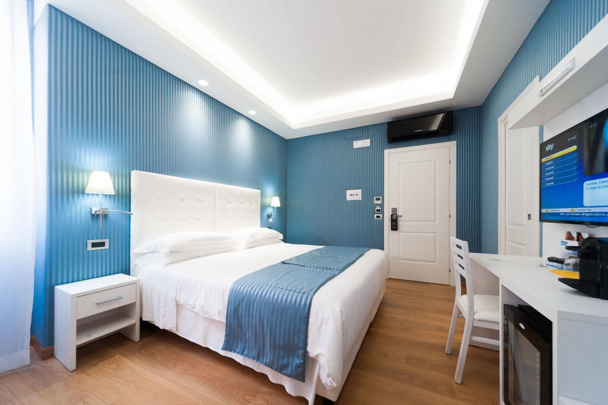 רומא Trevi 41 Hotel מראה חיצוני תמונה
